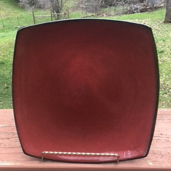Three Better Homes & Garden  Red And Black Square Stoneware Plates 💕 - Picture 1 of 5